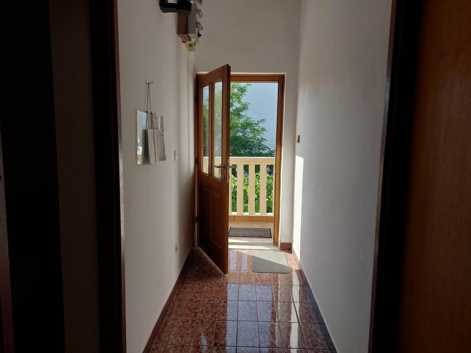Studio-App Iva, Balcony With Sea View - 50 M From Beach Pag Town Extérieur photo